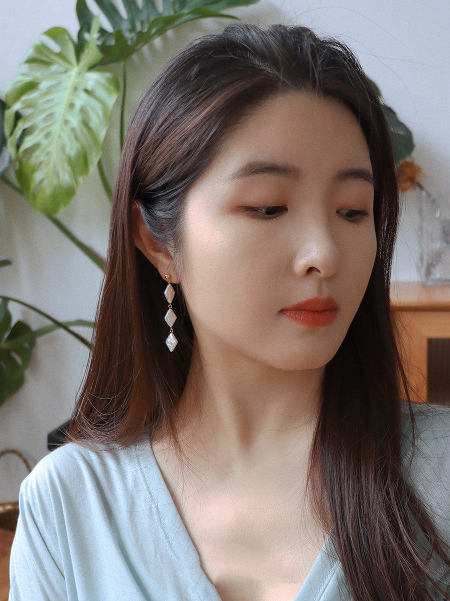 Boucles d'oreilles losanges en perles baroques naturelles