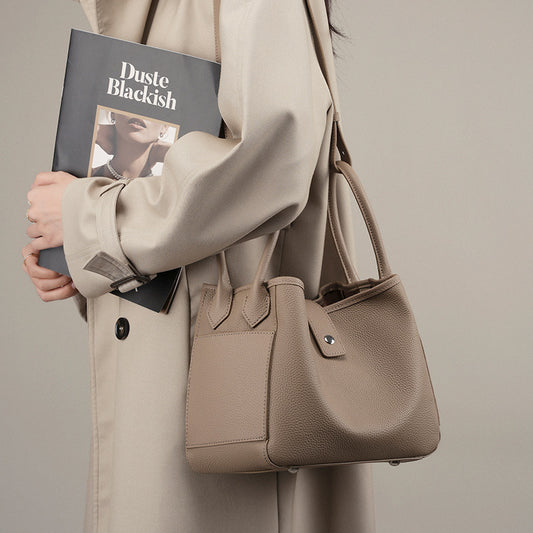 Bolso de mujer con cesta de verduras de piel de diseño