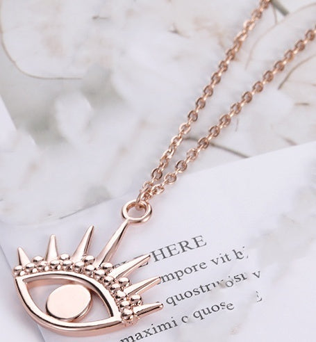 Collar de cobre con colgante de ojo de ángel