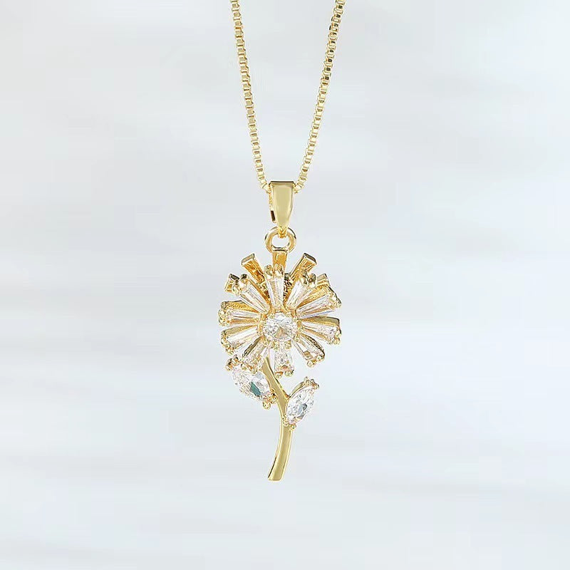 Rotating Little Necklace Female Niche