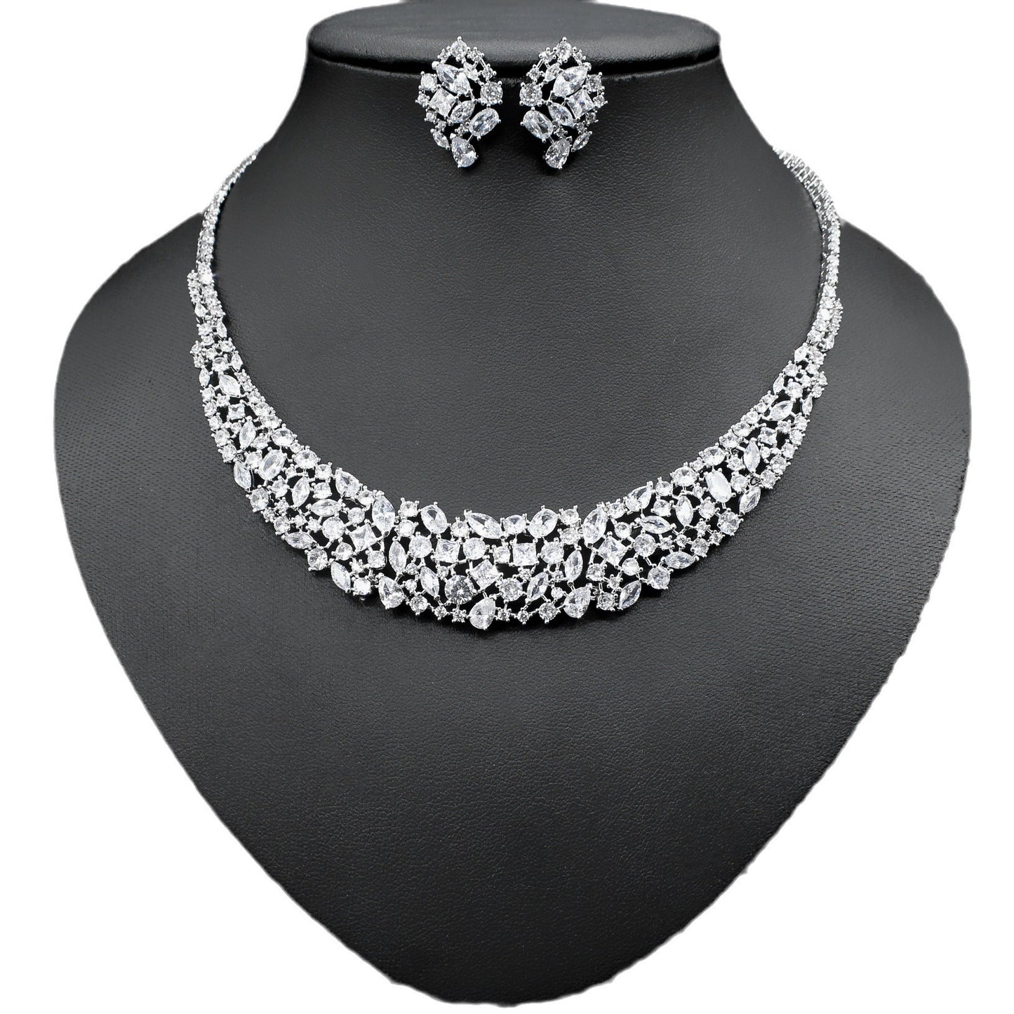 Ensemble de boucles d'oreilles et collier en Zircon brillant, simple et gracieux