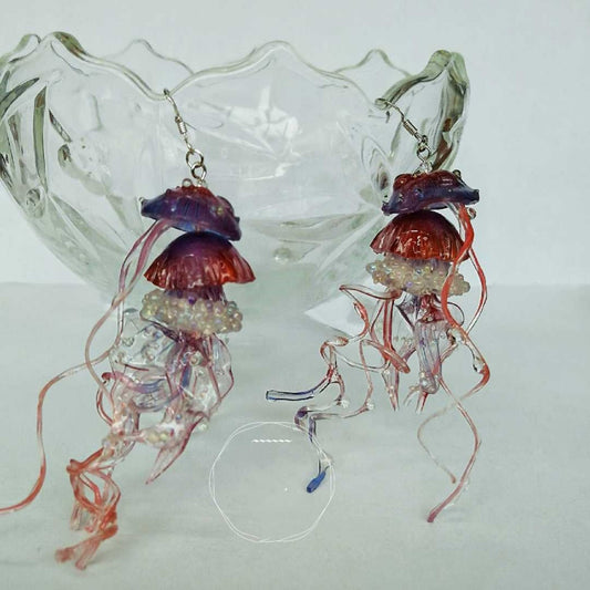 Jolies boucles d'oreilles japonaises en forme de méduse en trois dimensions