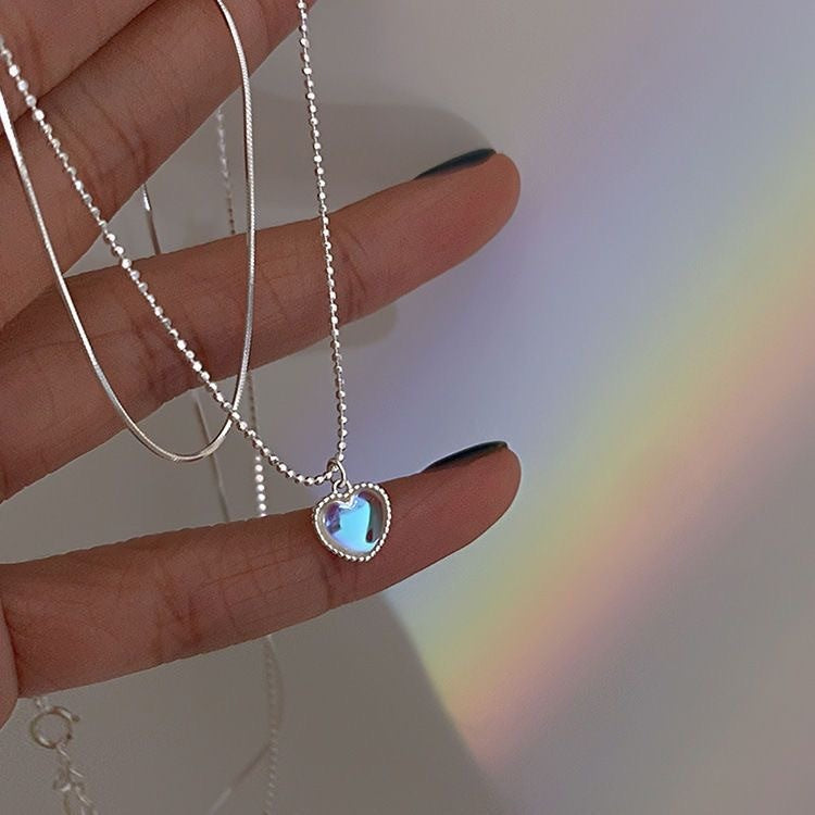 Cadena de clavícula en forma de corazón con gemas degradadas