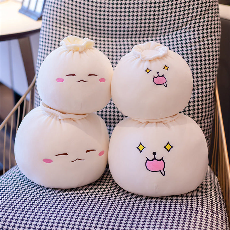 Expression douce et mignonne, un chignon en peluche, oreiller en pâte élastique