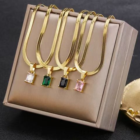 Chaîne de clavicule pendentif gemme de haute qualité européenne et américaine