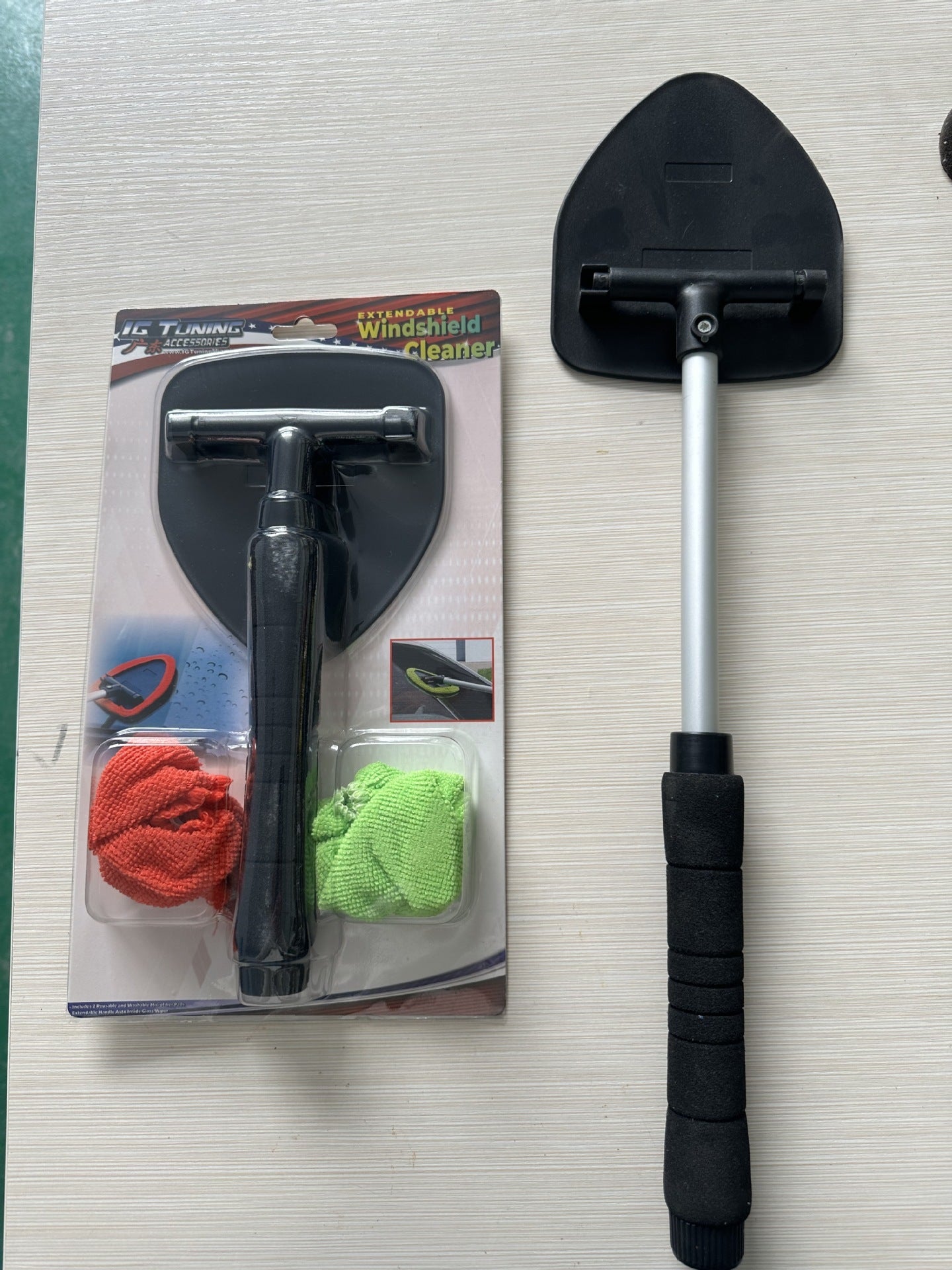 Brosse de nettoyage de vitres de pare-brise de voiture