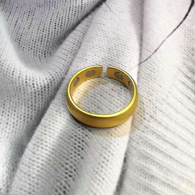 Anillo magnético abierto magnético personalizado de oro rosa galvanizado para hombre