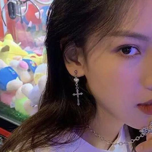 Boucles d'oreilles Vintage Cross Love Heart Foncé