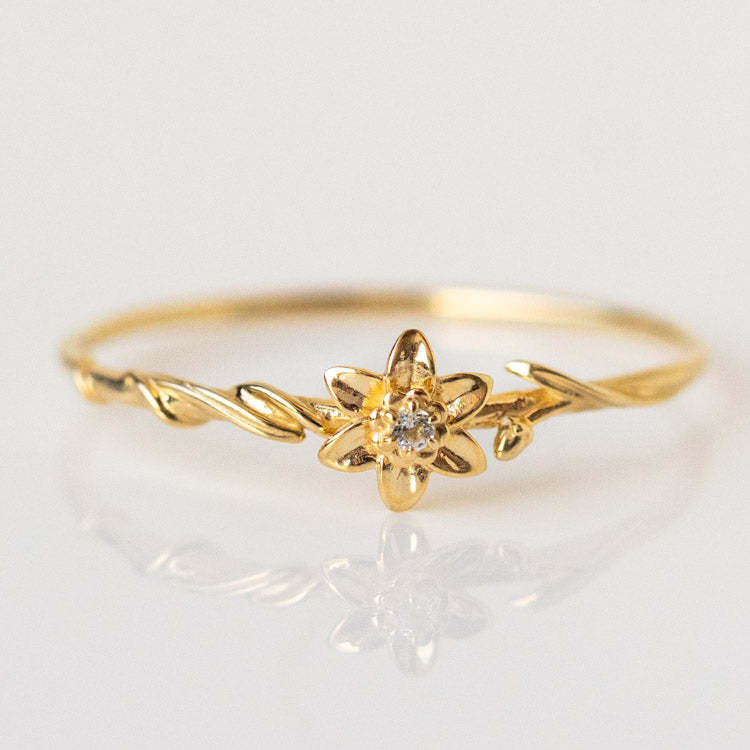 12yue Flower Birthstone Ring Copper Inlaid Zircon