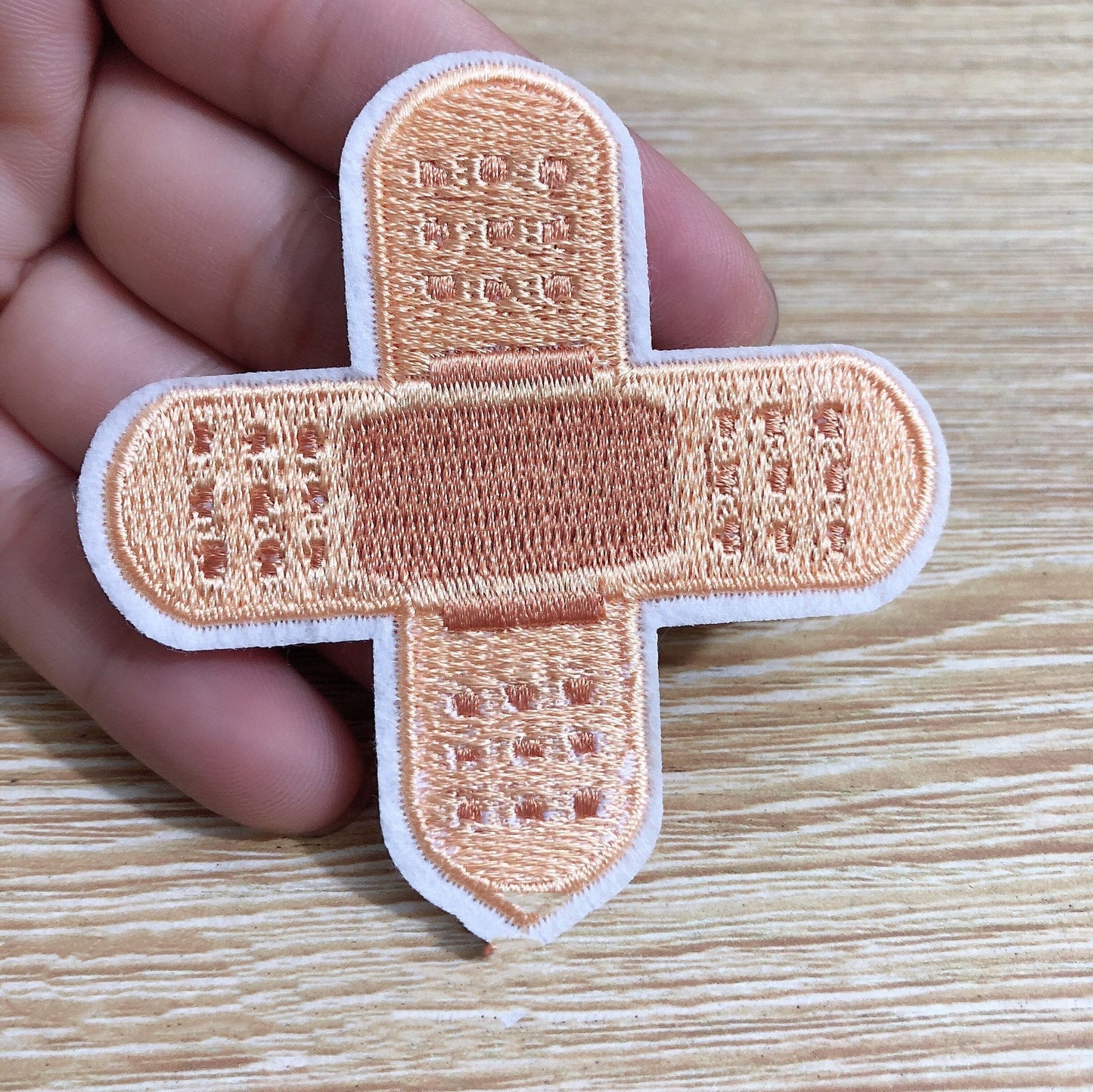 Badge brodé par ordinateur créatif, accessoires d'ornement