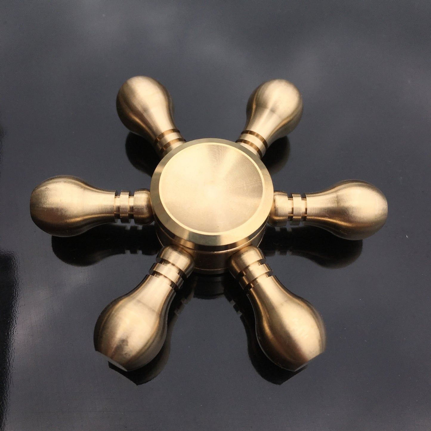 Jouet de décompression Fidget Spinner en métal à rotation à grande vitesse