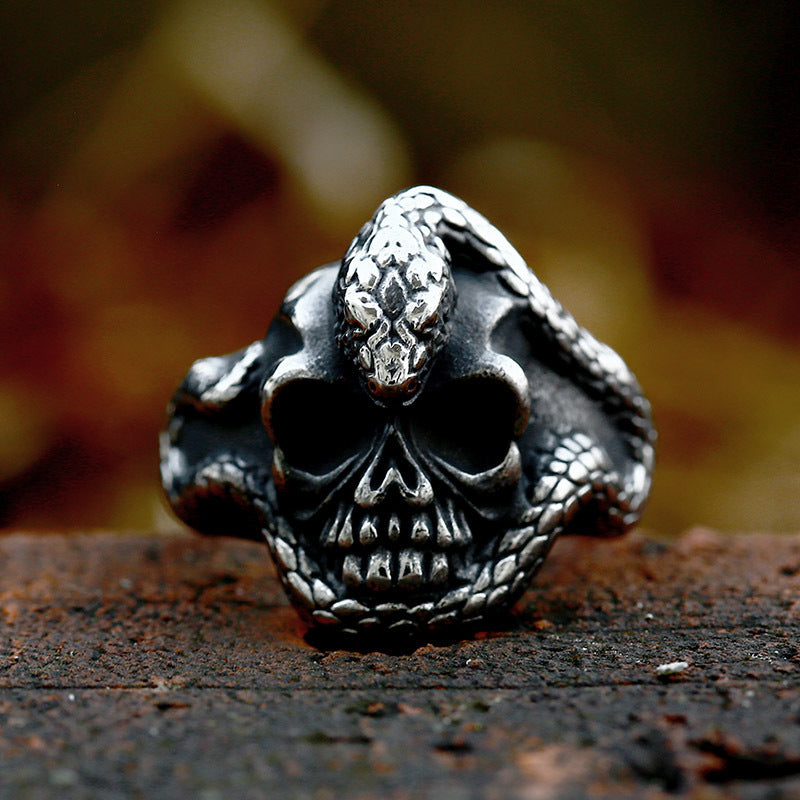 New Domineering Python Skull Titanium Steel Ring