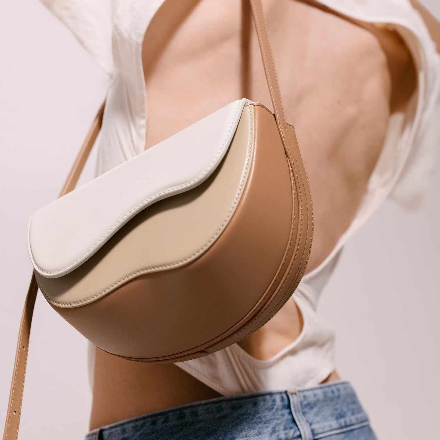 Sac de selle multicolore à couture unique