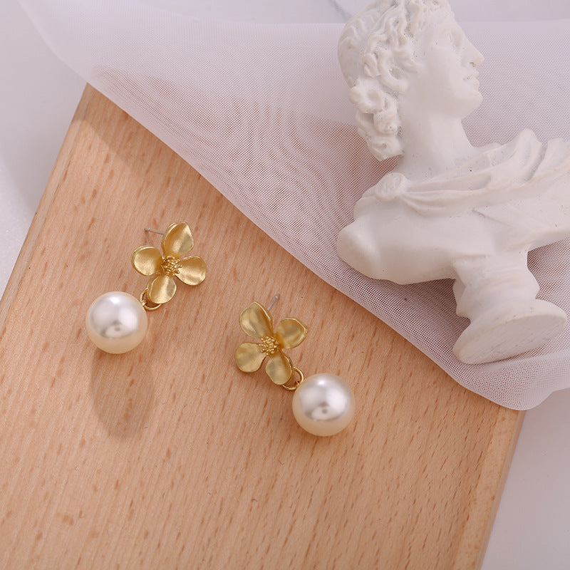 Boucles d'oreilles en argent sterling avec perles et fleurs pour femme