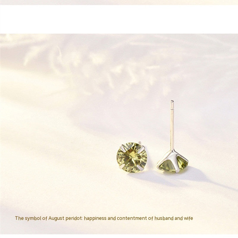 Boucles d'oreilles classiques à quatre griffes en argent sterling S925