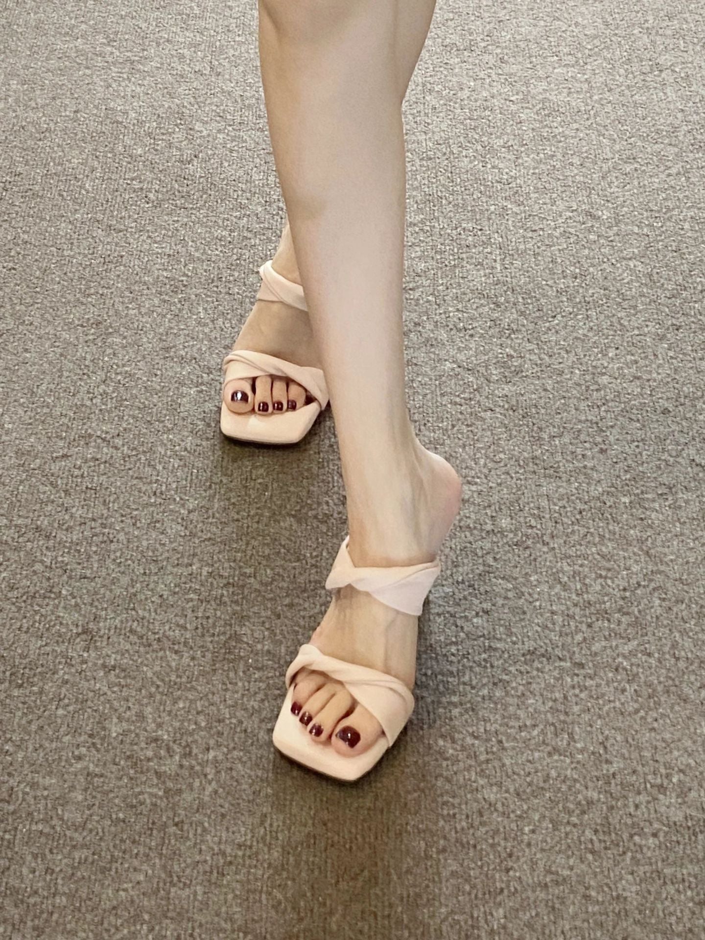Sandales à talons hauts à enfiler, talon aiguille confortable à bout carré