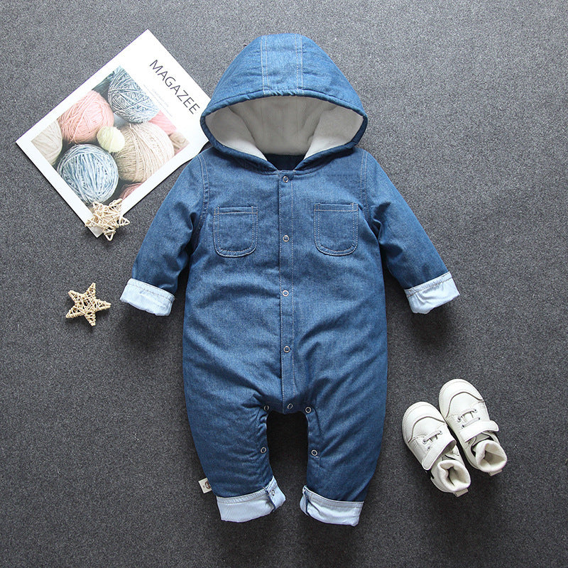 Épaissir les vêtements de bébé en automne et en hiver