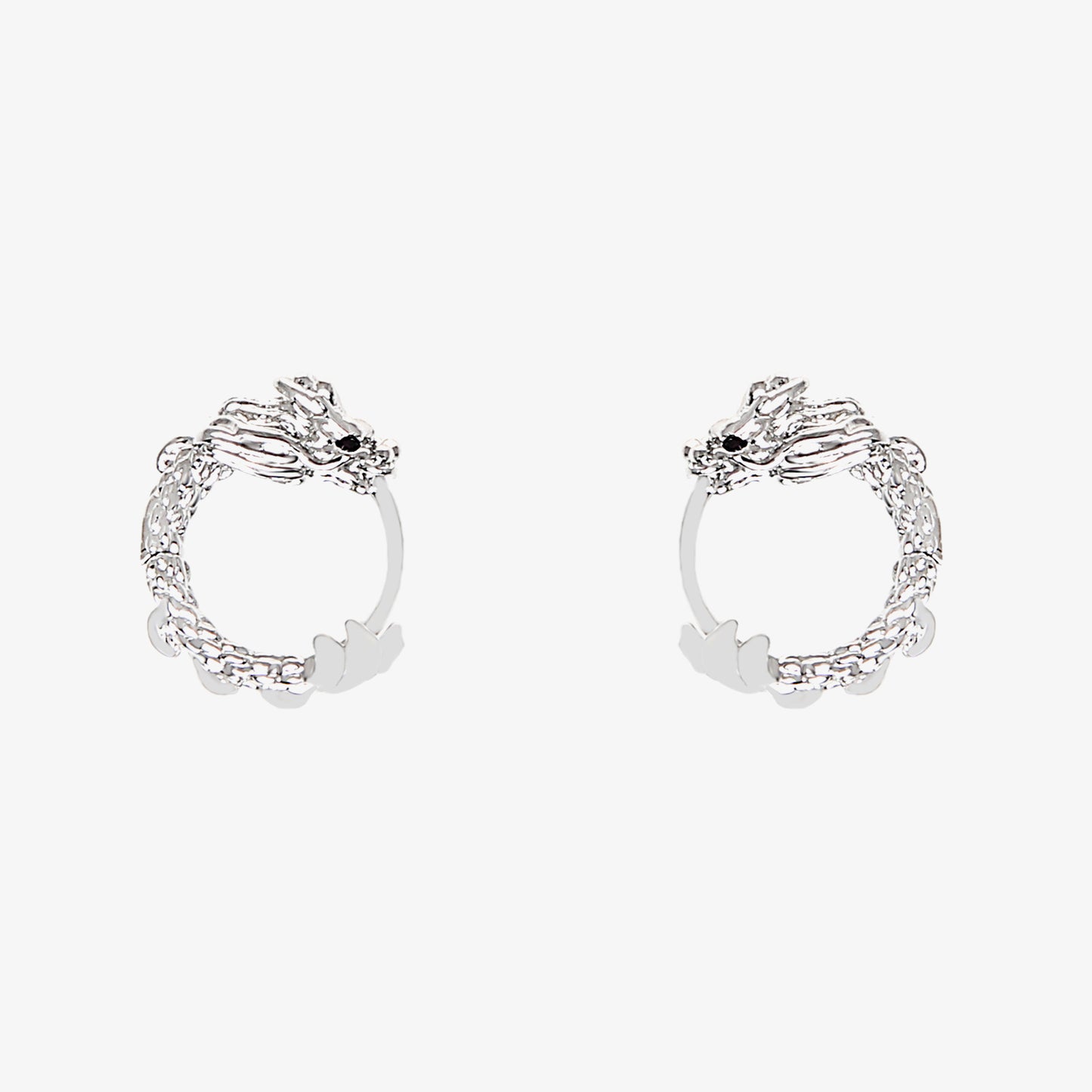 Boucles d'oreilles à motif de dragon avec anneau uni en argent