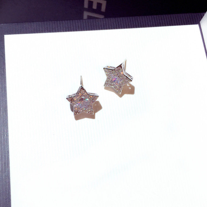 Boucles d'oreilles à tige assorties et capricieuses à la mode pour femmes