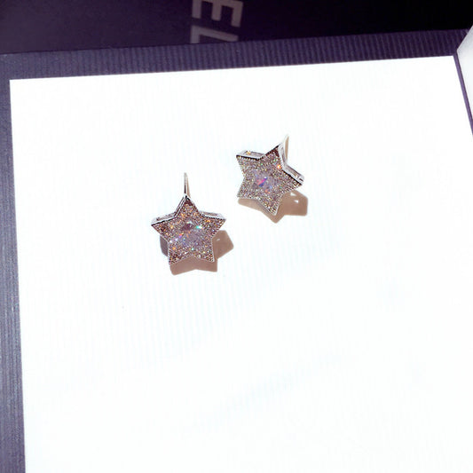 Boucles d'oreilles à tige assorties et capricieuses à la mode pour femmes