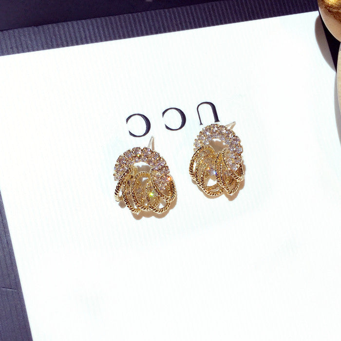 Boucles d'oreilles à la mode personnalisées et capricieuses pour femmes