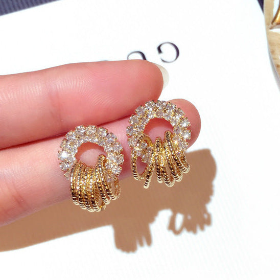 Boucles d'oreilles à la mode personnalisées et capricieuses pour femmes