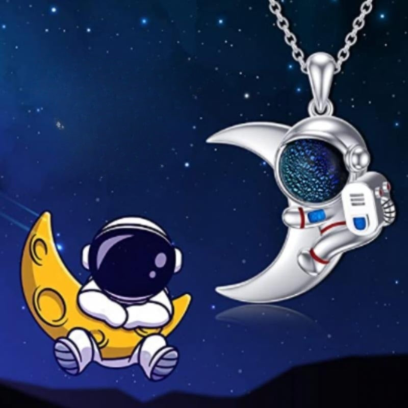 Astronaut Moon Sweater Chain High-grade Necklace