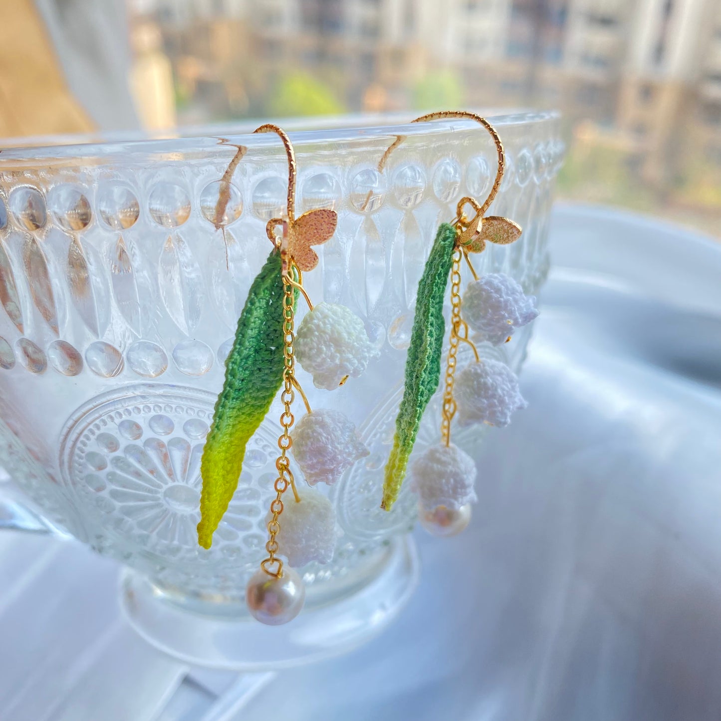 Pendientes adelgazantes Super Fairy con diseño de microgancho