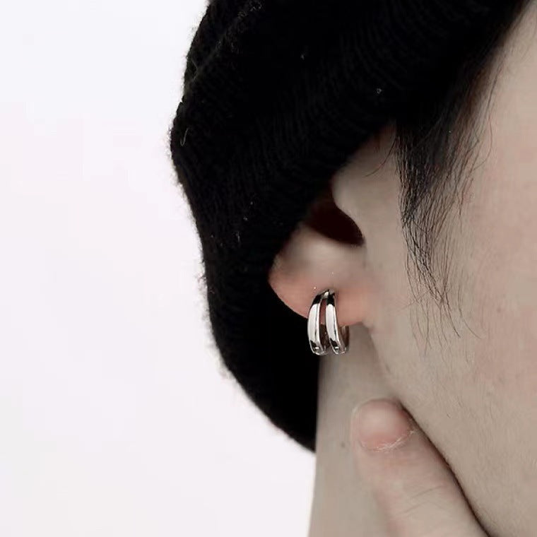 Diseño de perfil bajo, estilo versátil y de alta gama, pendientes de cobre.