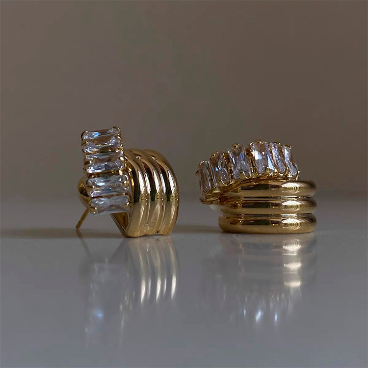 All-matching Cool Fashion Refined Zircon Metal Staggered Stud Earrings