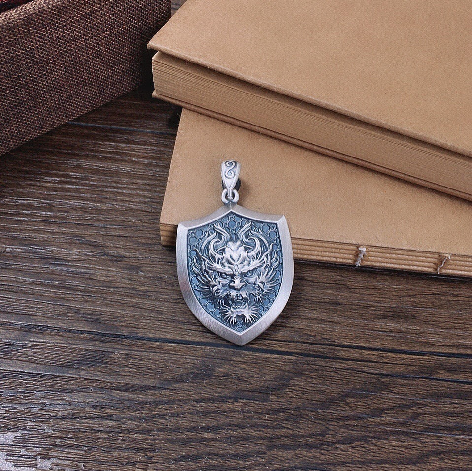 Colgante dominante con cabeza de tigre león para hombre