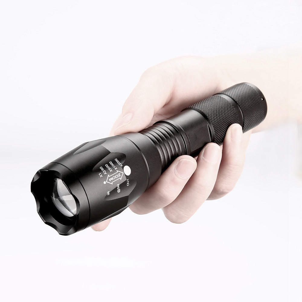 Mini lampe de poche Portable LED ZOOM torche chasse lampe de poche Zoomable lampe torche