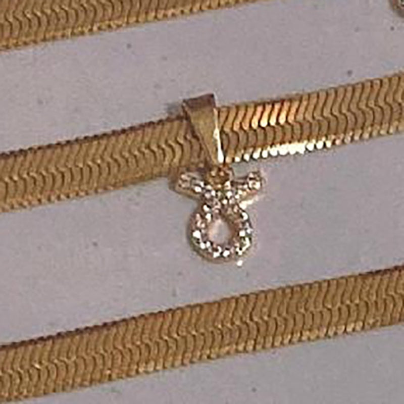 Collier de lame de constellation de diamants en petit groupe