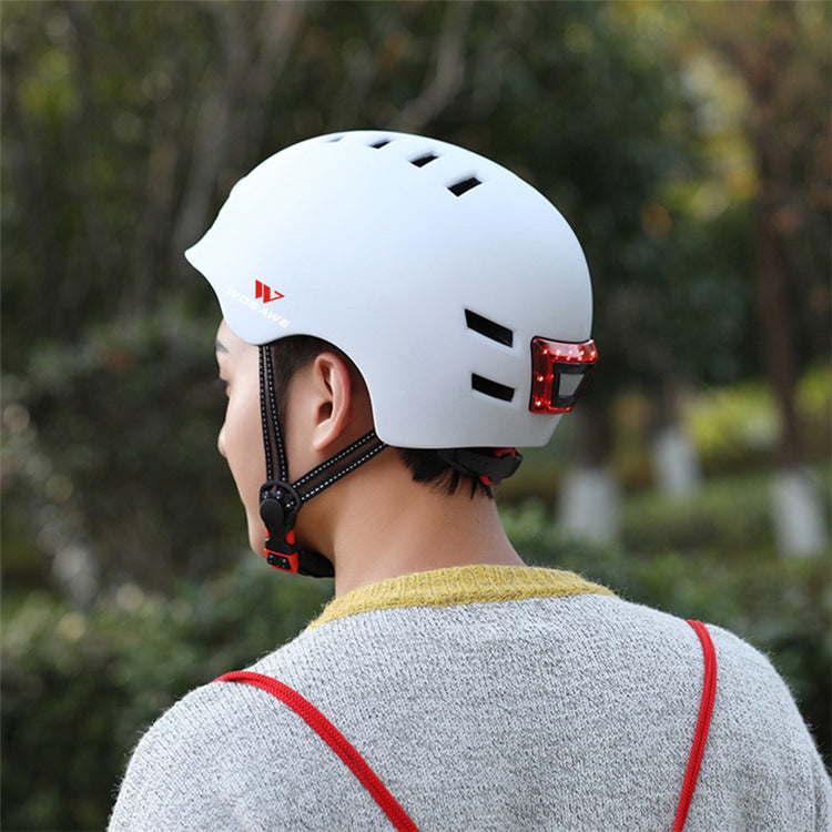 Casque de feu arrière Casque de vélo