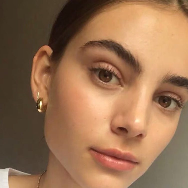 Boucle d'oreille en forme de goutte d'eau en petit cercle pour une brise fraîche