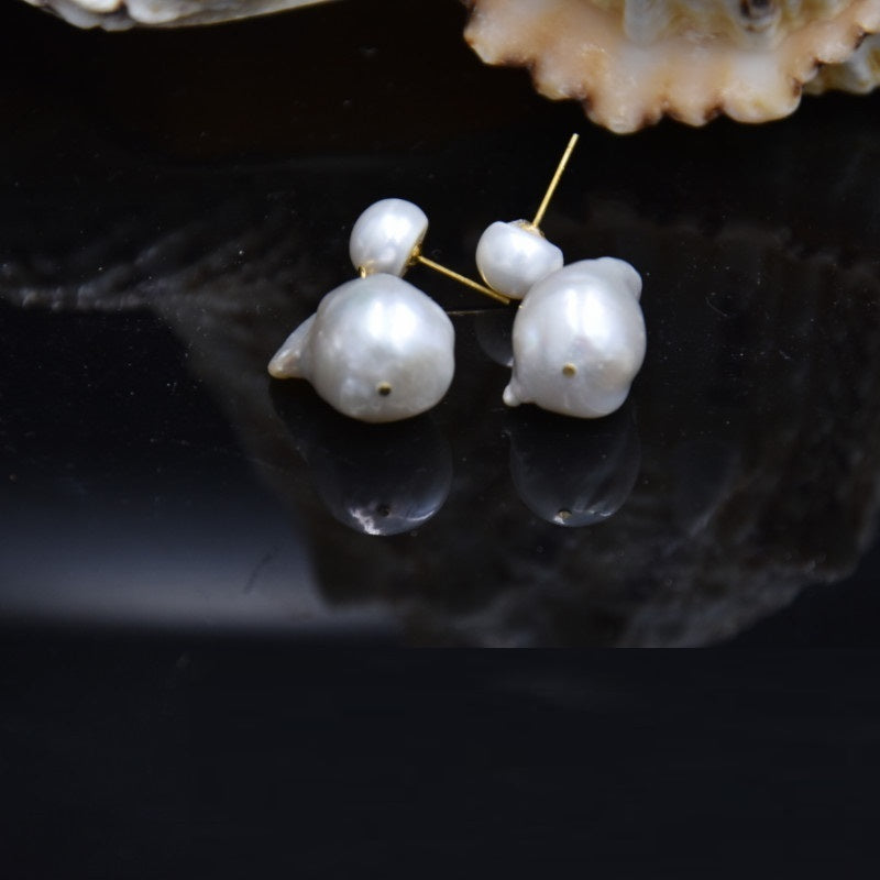 Boucles d'oreilles à tige en perles de queue baroques exagérées