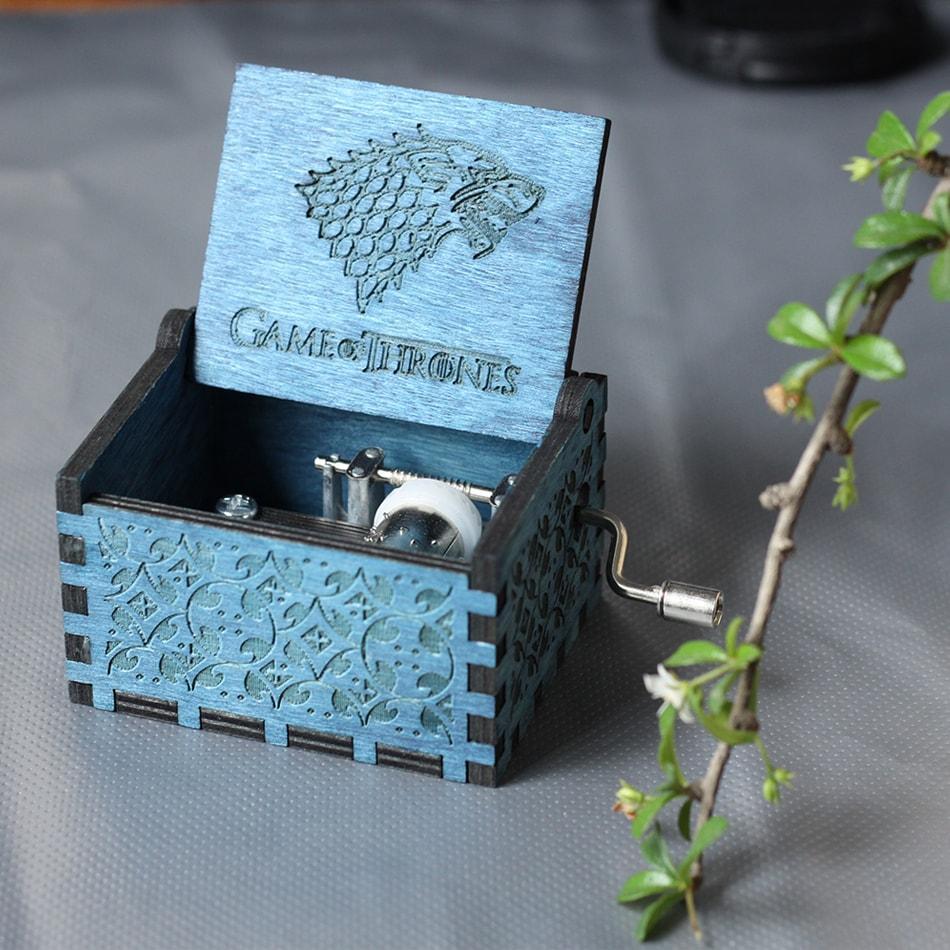 Boîte à thème en bois
