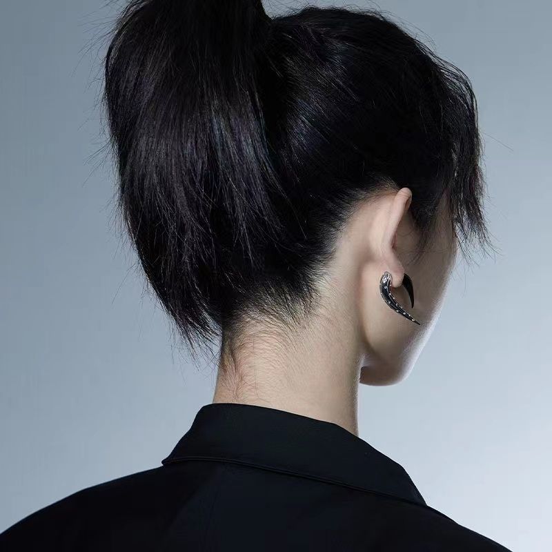 Boucles d'oreilles universelles à angle pointu de style Yabi, tendance et cool