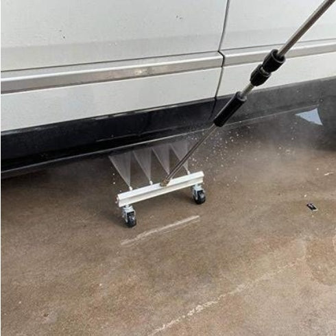 Brosse de nettoyage de châssis de voiture