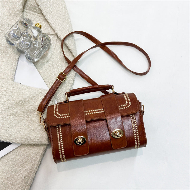 Sac messager portable polyvalent et tendance.