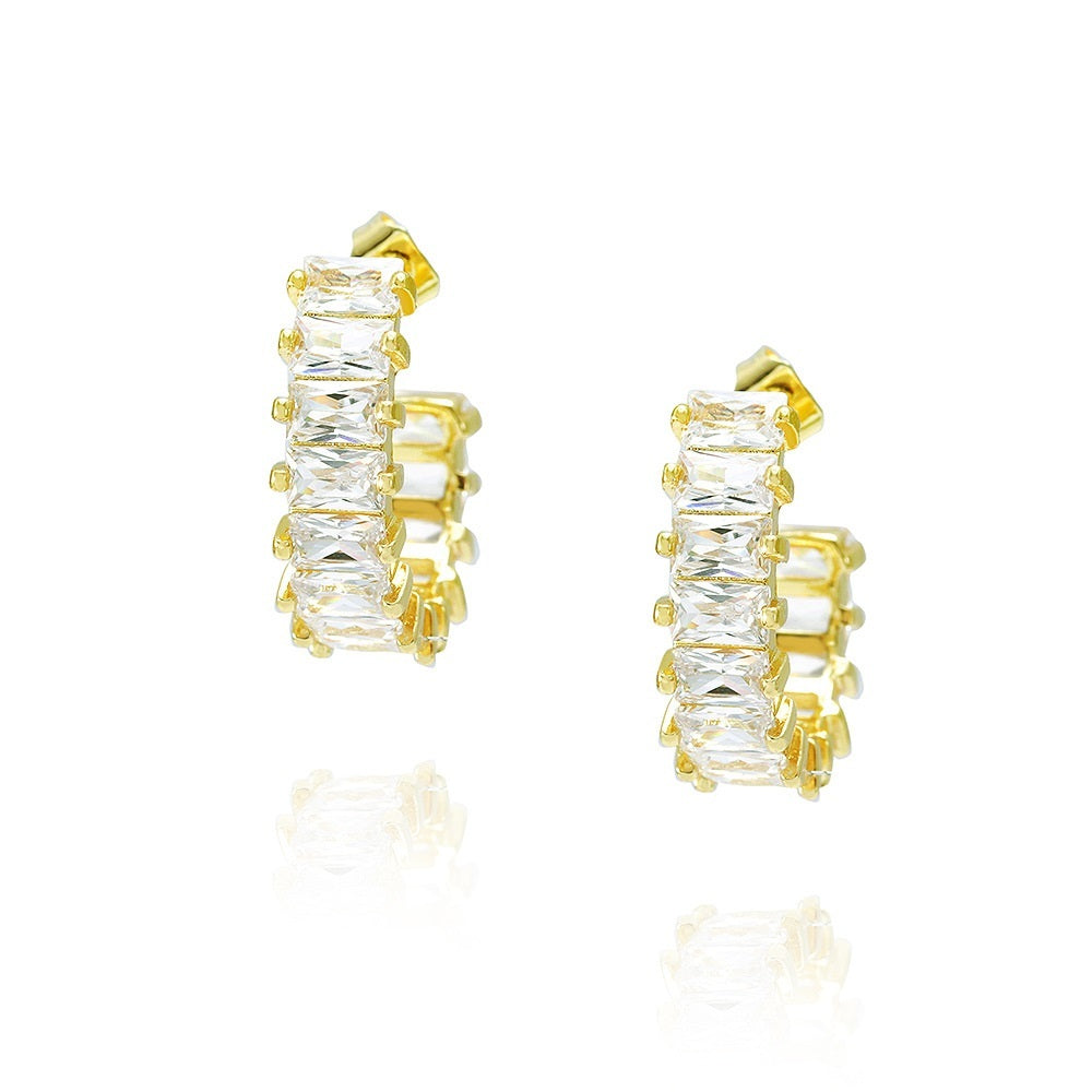 Boucles d'oreilles élégantes et gracieuses en zircon plaqué or 18 carats