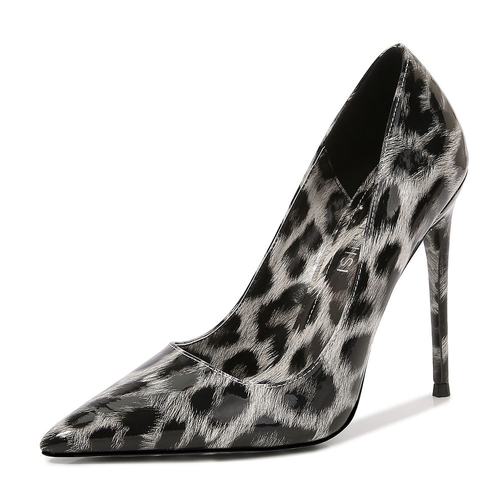 Zapatos de tacón alto puntiagudos con estampado de leopardo Stiletto de gran tamaño