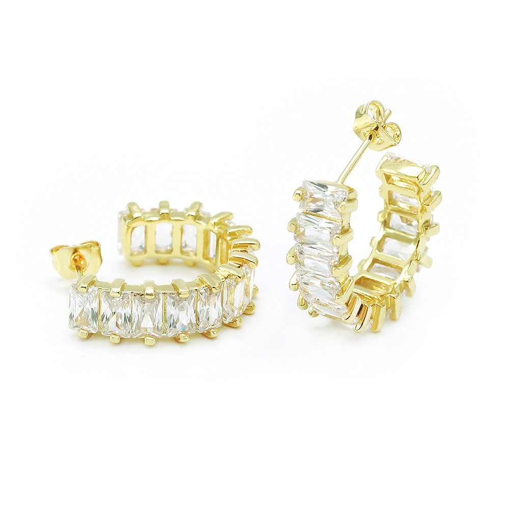 Boucles d'oreilles élégantes et gracieuses en zircon plaqué or 18 carats