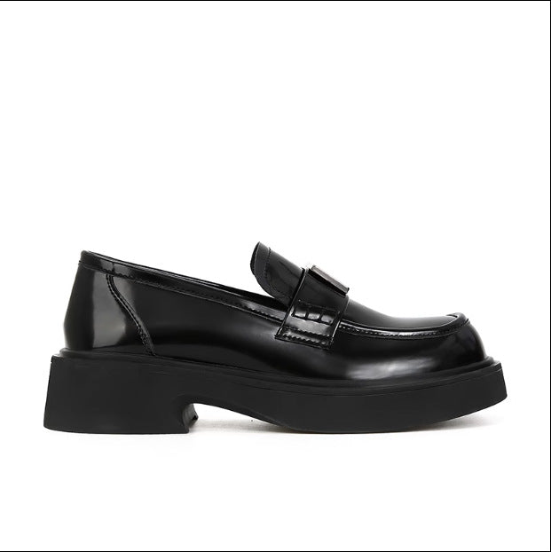 Zapatos de cuero sin cordones con parte inferior gruesa para mujer