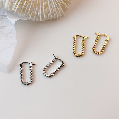 Women's Simple Elegant Twist U-shaped Ear Clip