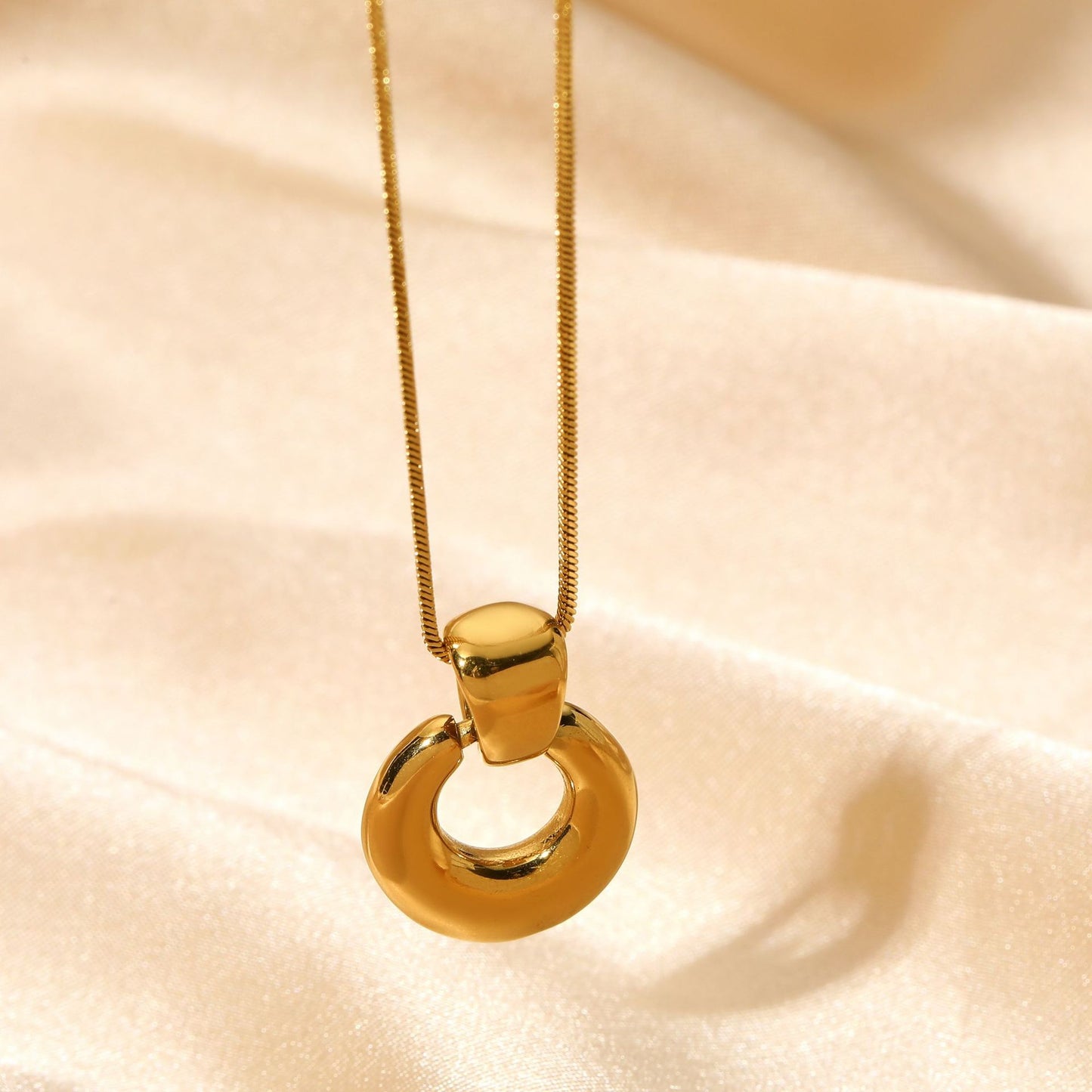 Round Moon Donut Gold Stainless Steel Color Retaining Necklace