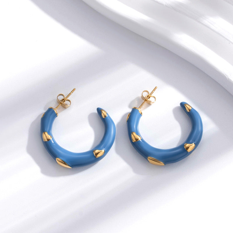 Boucles d'oreilles bohèmes en acier titane, personnalisées européennes et américaines en forme de C, amour tridimensionnel