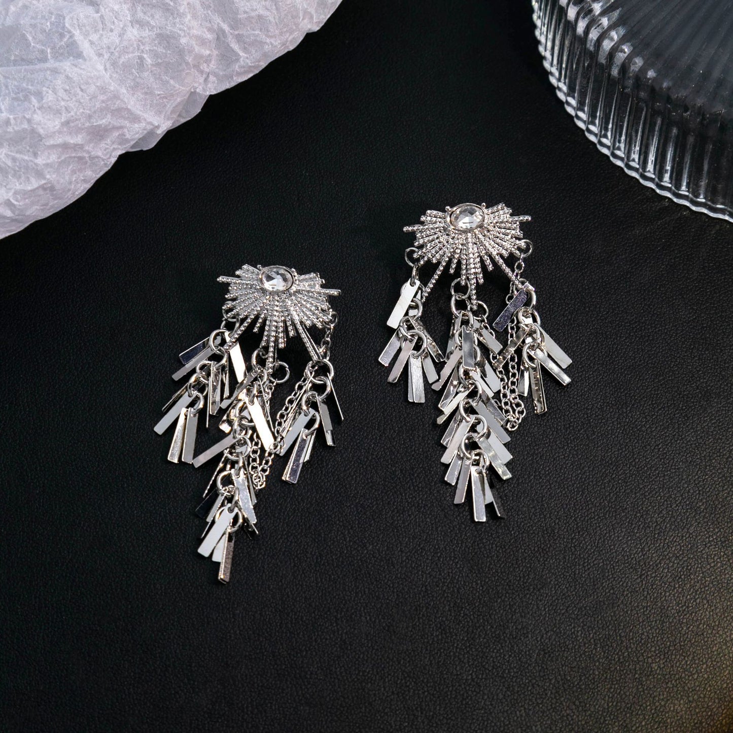 Ornement de boucles d'oreilles au design créatif
