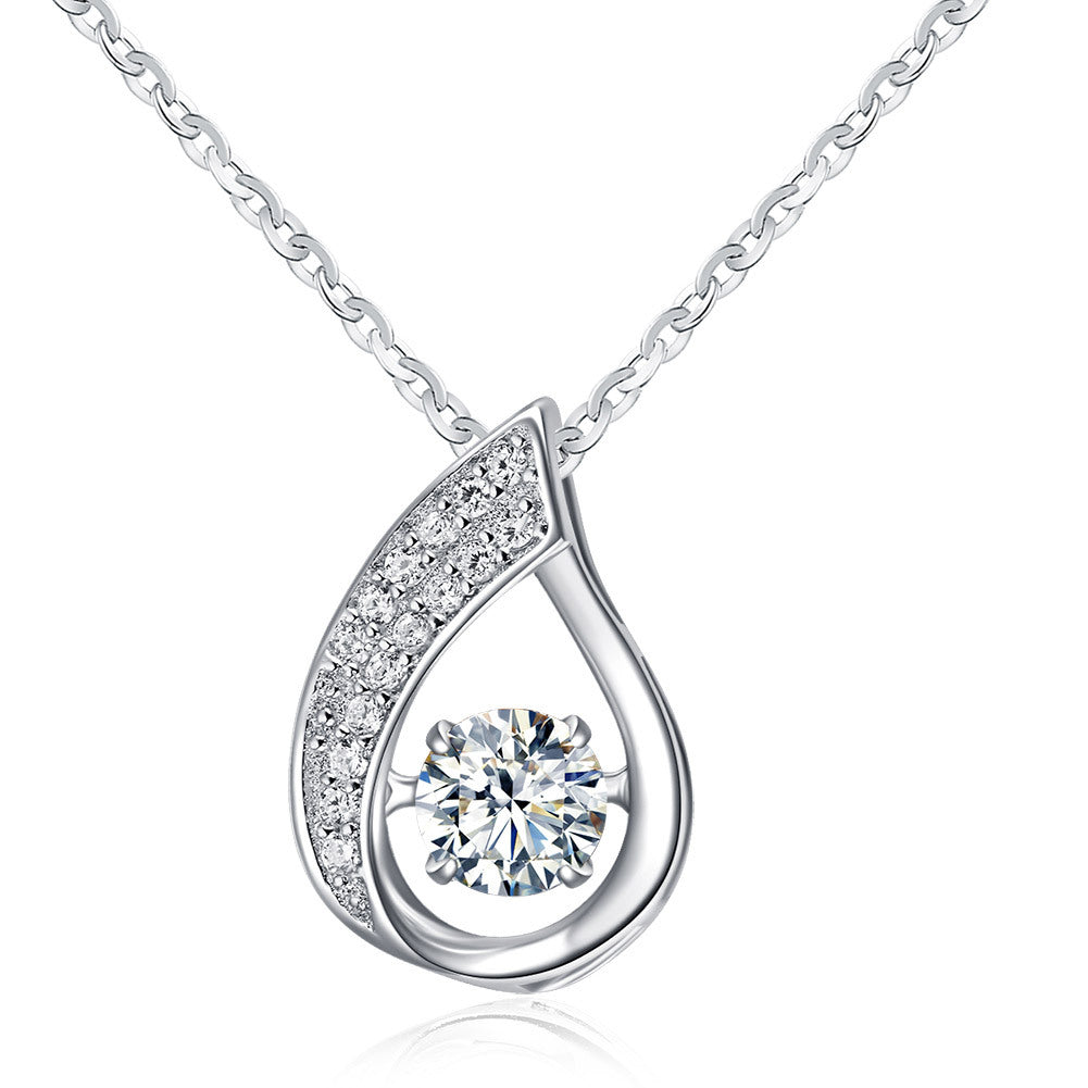 Collier suspendu intelligent en argent sterling avec micro incrusté de cœur battant
