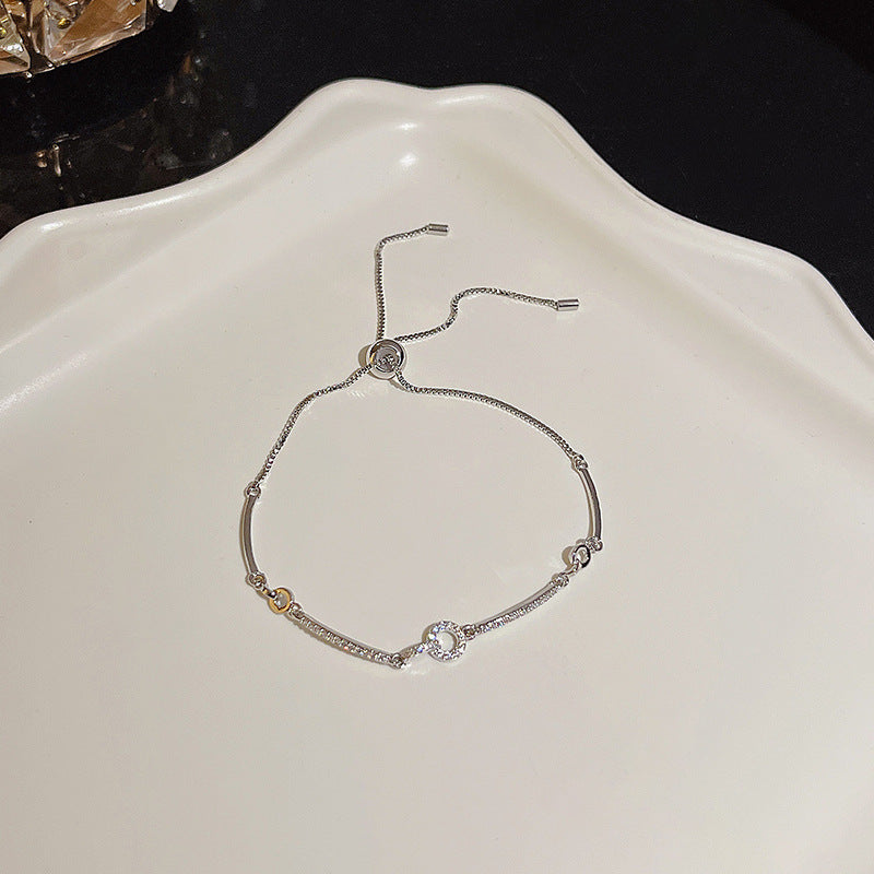 Pulsera versátil de perlas y flores de circón